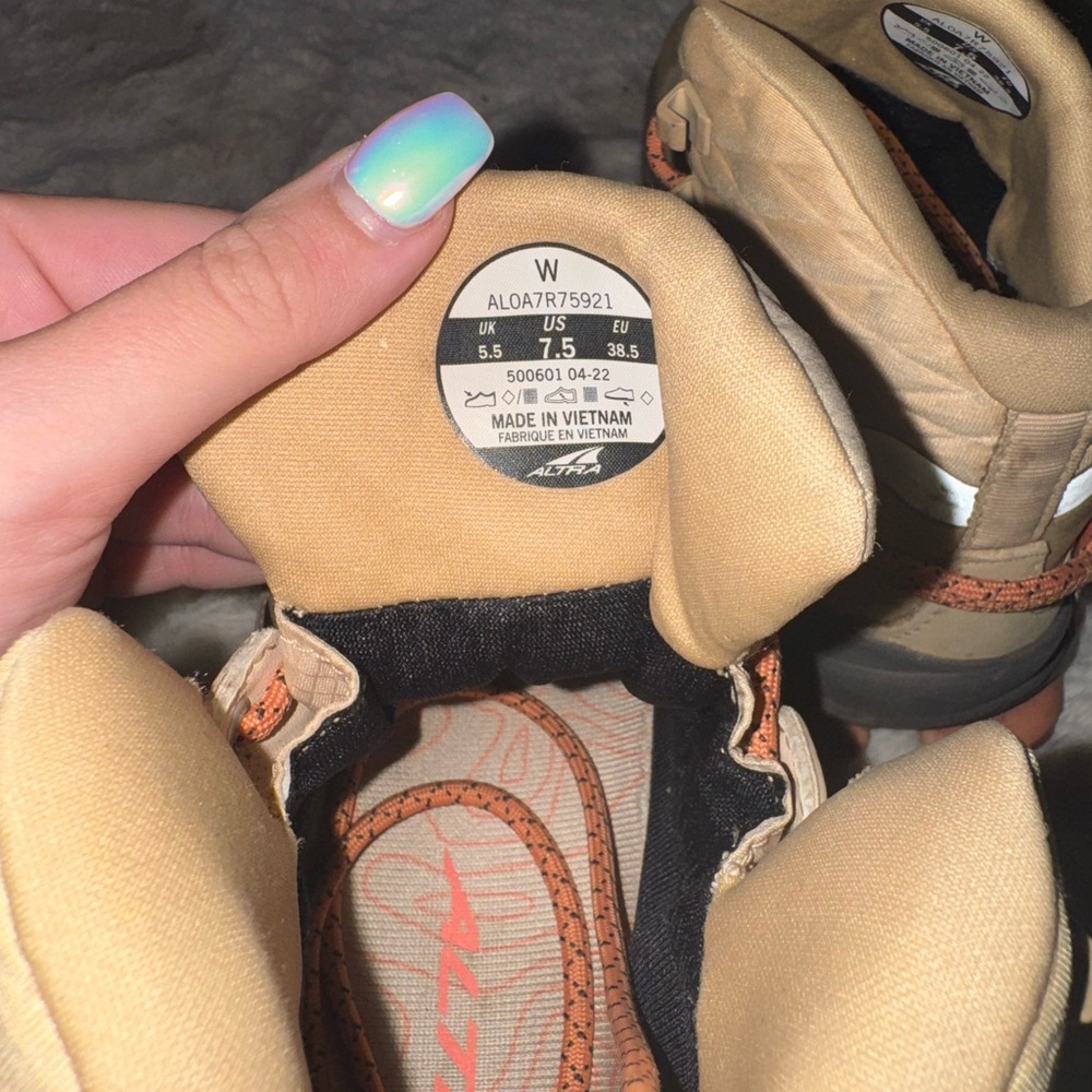 Women’s Altra Olympus 5 Tan and Coral Hiking Boots - Picture 9 of 9